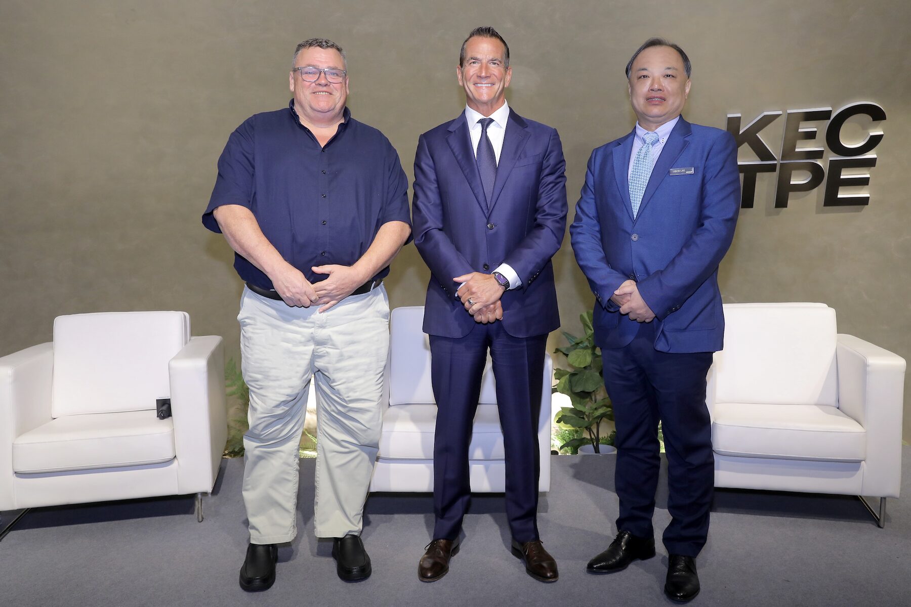 KOHLER第四代掌門人睽違9年訪台     發表2026年全新Leap全自動智能馬桶