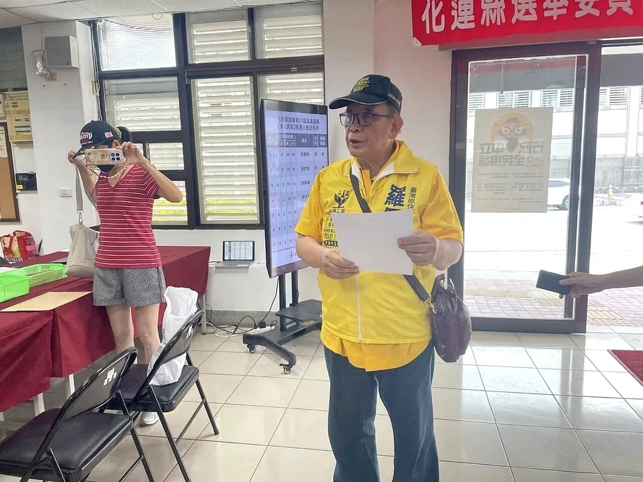 花蓮縣長選舉第4人參戰 軍人出身曾想選總統登記完秒陳情
