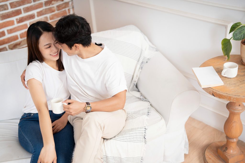 不要急著洗衣、煮飯！結婚前女生最好不要做10件事