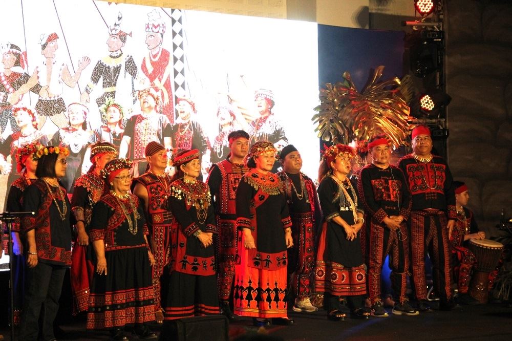 古謠音樂會紀念原住民族日　周春米縣長：讓族人唱自己的歌