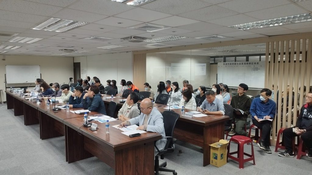 亞洲新灣區土地使用發展座談會   土地業者與民代重抨都發局