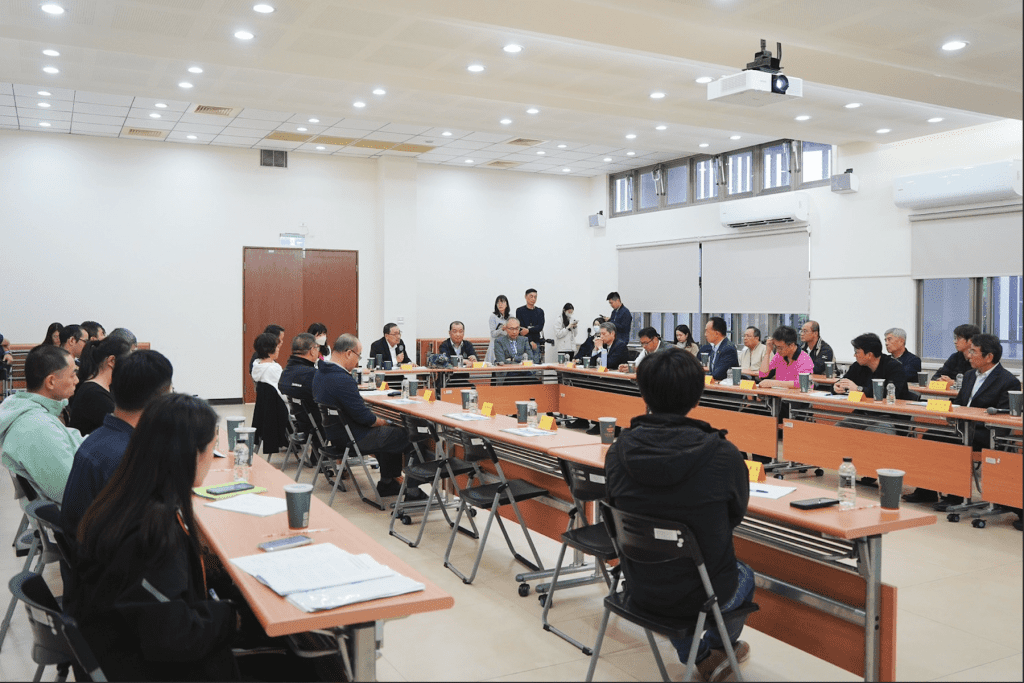 侯友宜親赴瑞芳產業園區     與企業面對面     搶先佈局國際經濟風險