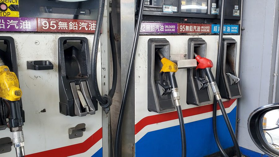 國內一週新油價　汽油持平、柴油漲0.1元