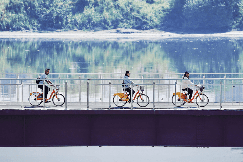 放下車鑰匙     換上自行車     新北響應國際無車日     鼓勵市民綠色出行