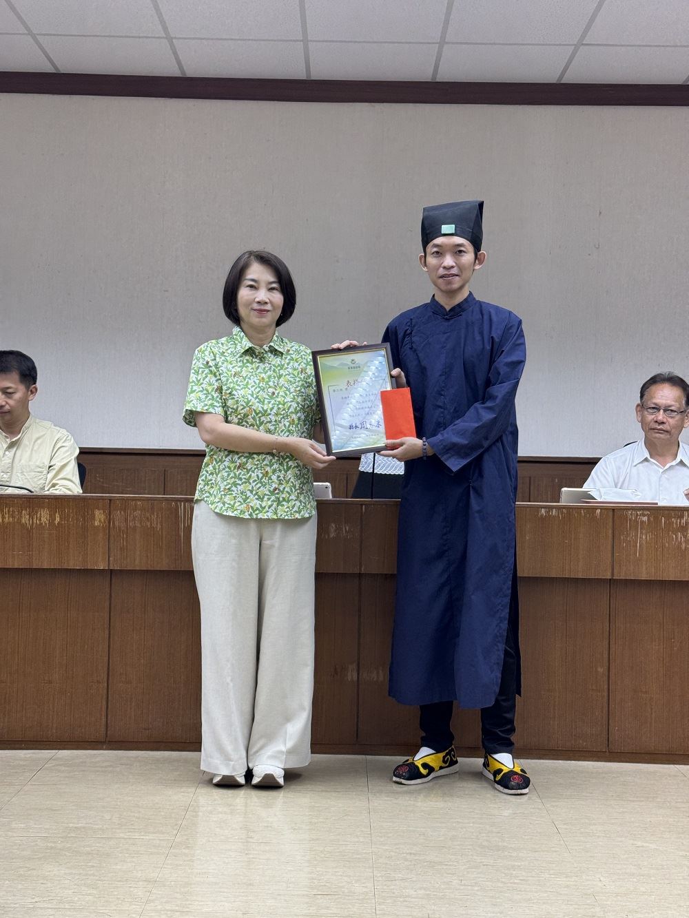 113年屏東縣孝行獎表揚活動　2名孝行楷模接受周春米縣長親自表揚