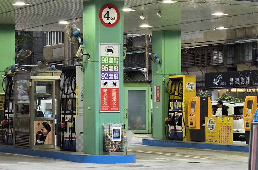 新一週油價再度雙漲　9/1起汽柴油各漲0.1元及0.2元