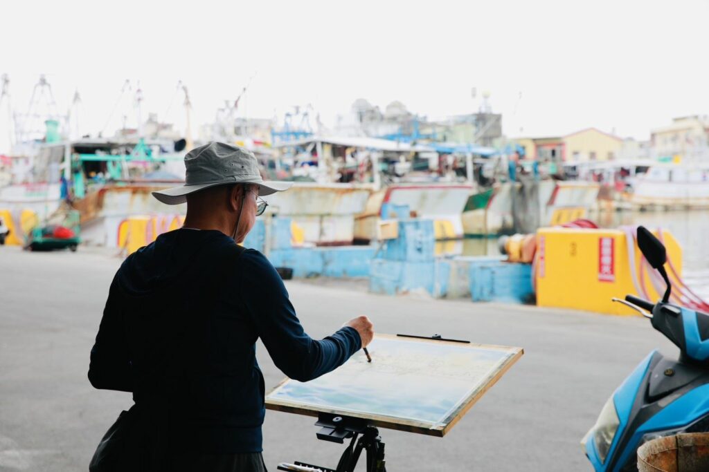 屏東藝起派對寫生嘉年華　千名畫友共繪東港風華