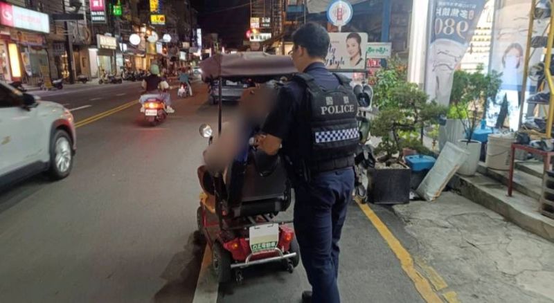 8旬失智翁迷航　東港警助返家