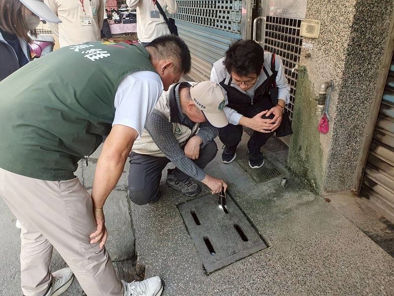 疾管署副署長視察登革熱防治　屏縣府與中央攜手防堵疫情擴散