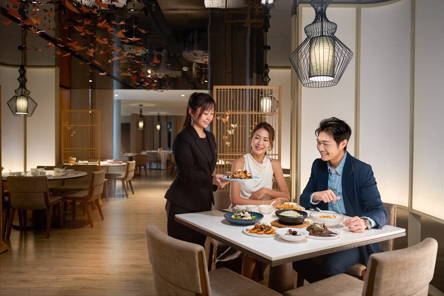 凱撒飯店連鎖餐飲創高峰 雙廳報喜 家宴、青雅中餐廳入選2025臺灣米其林指南推薦