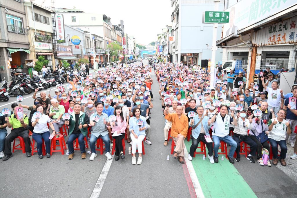 立院戰友黃捷辦鼓鹽座談爆場  力挺邱議瑩：「懂經濟有魄力、最適合的市長人選」