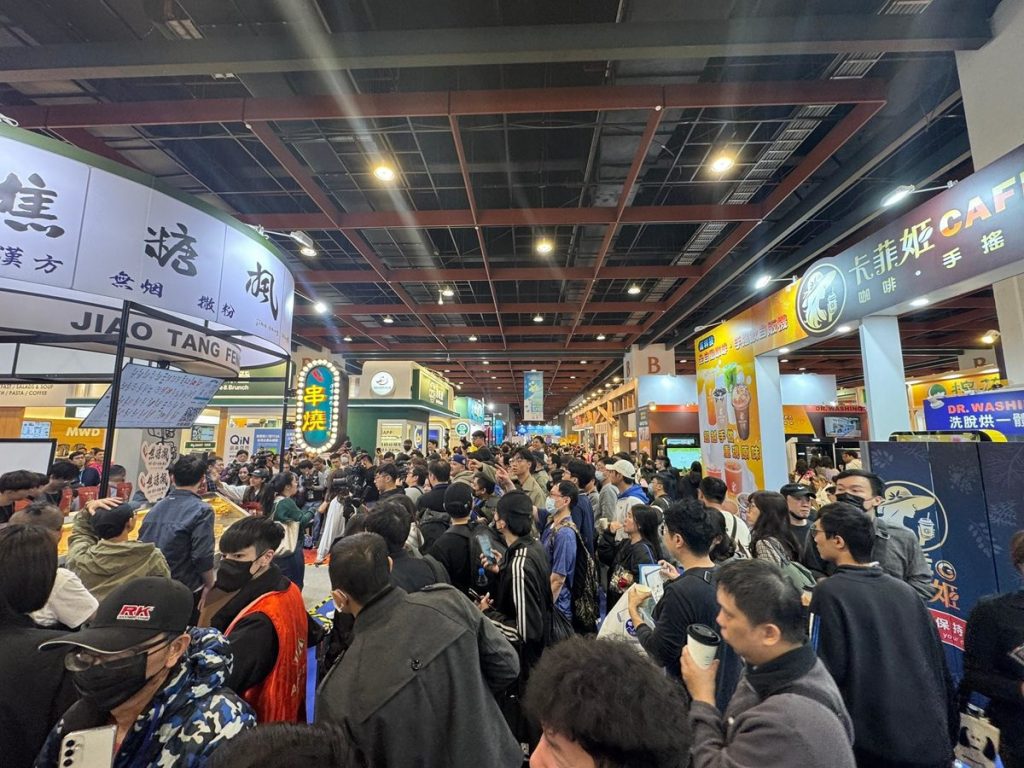 不畏美關稅衝擊! 2025台中加盟展4/11登場 黑色情人節電音派對 搶攻內需單身創業市場