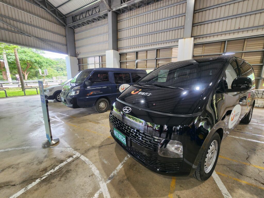 提升旭海地區交通機能　屏東牡丹鄉NGO營運幸福巴士