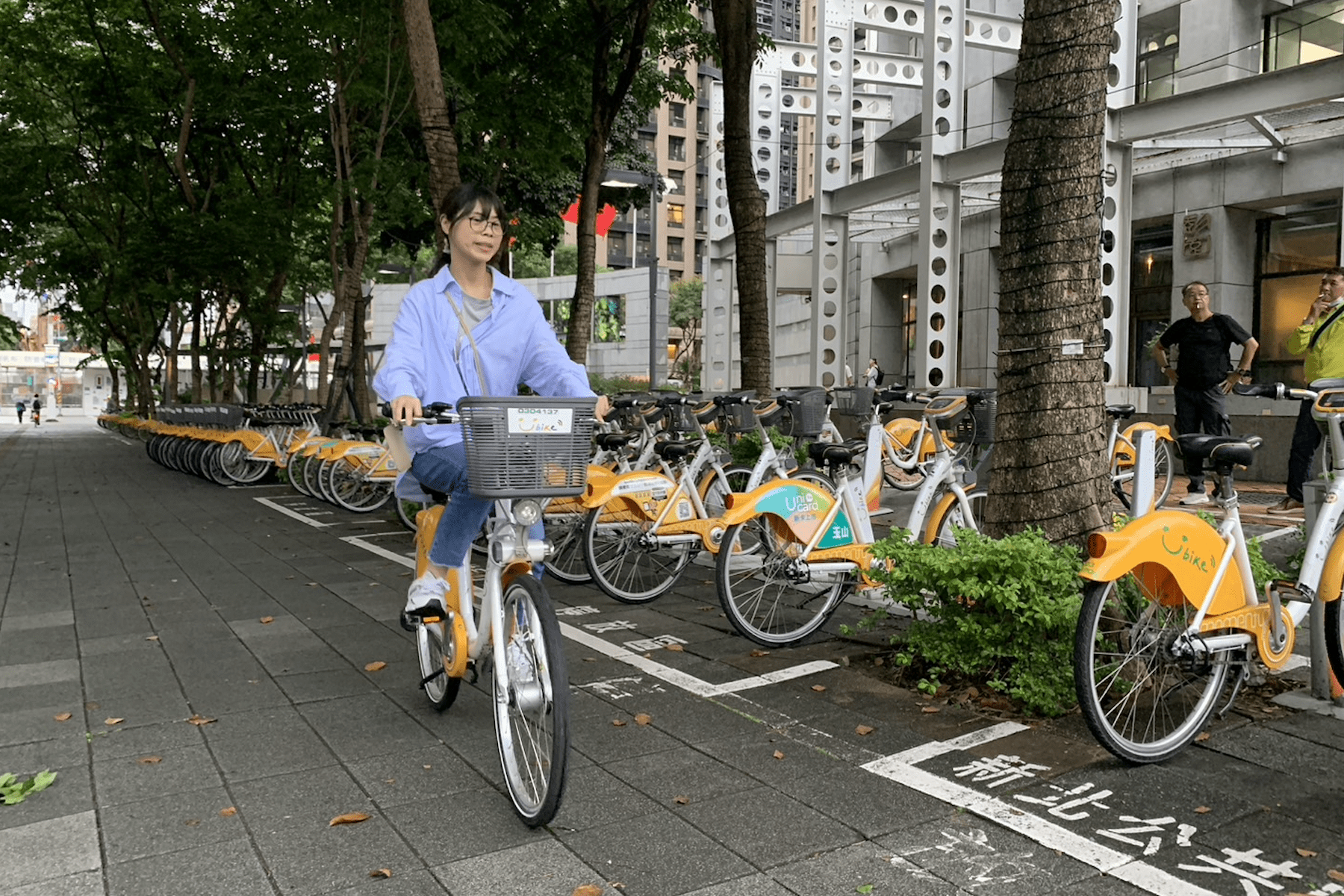 騎YouBike別闖紅燈     雙北、桃園嚴格取締違規     記點制度上路