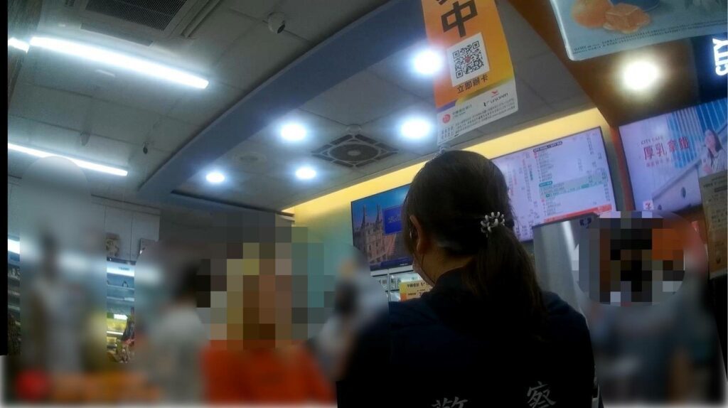 超商寄包裹糾紛　警方到場勸導告知權益
