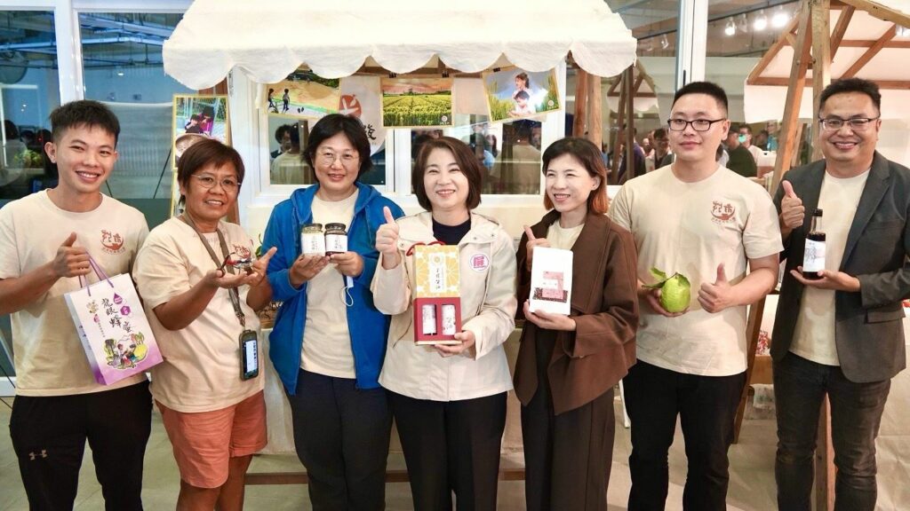 屏東農業大學第十一屆結業　縣府強調農業升級與永續經營決心