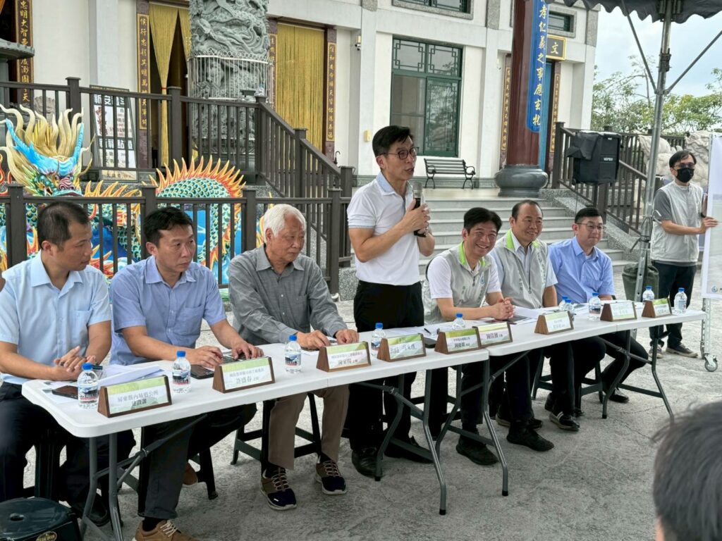 屏東內埔龍泉溝渠溢堤致嚴重農損　鍾佳濱召開說明會提解方