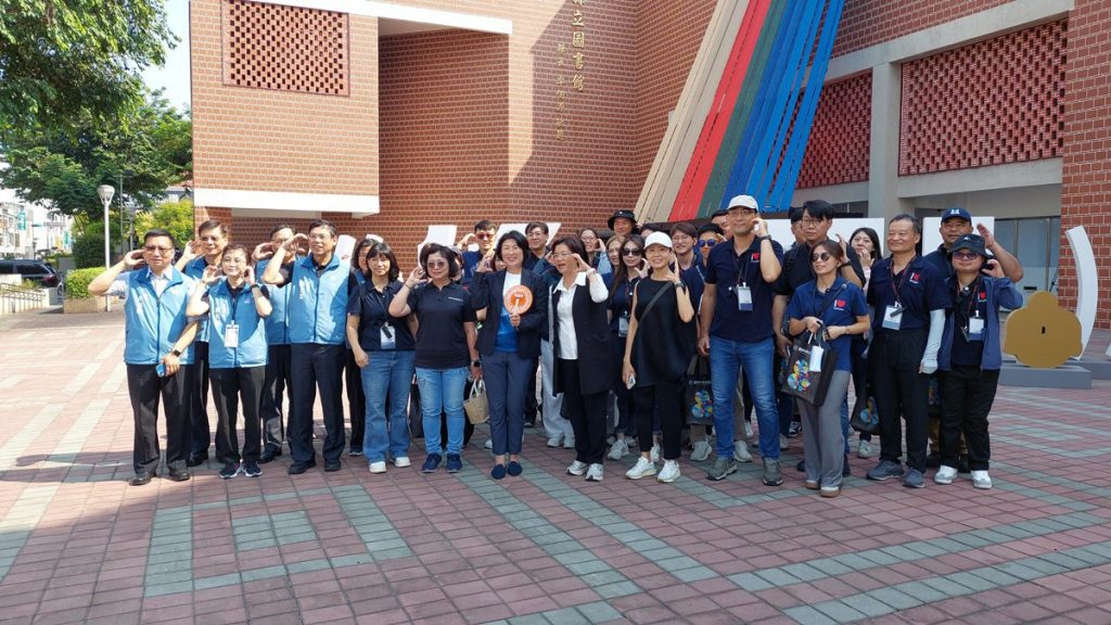 台東縣長饒慶鈴到訪2025台灣設計展   感受設計盛會的獨特魅力