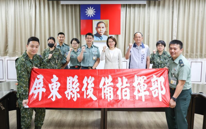 感謝國軍協助救災　周佳琪赴空軍第六混合聯隊、一指部及後指部慰勞