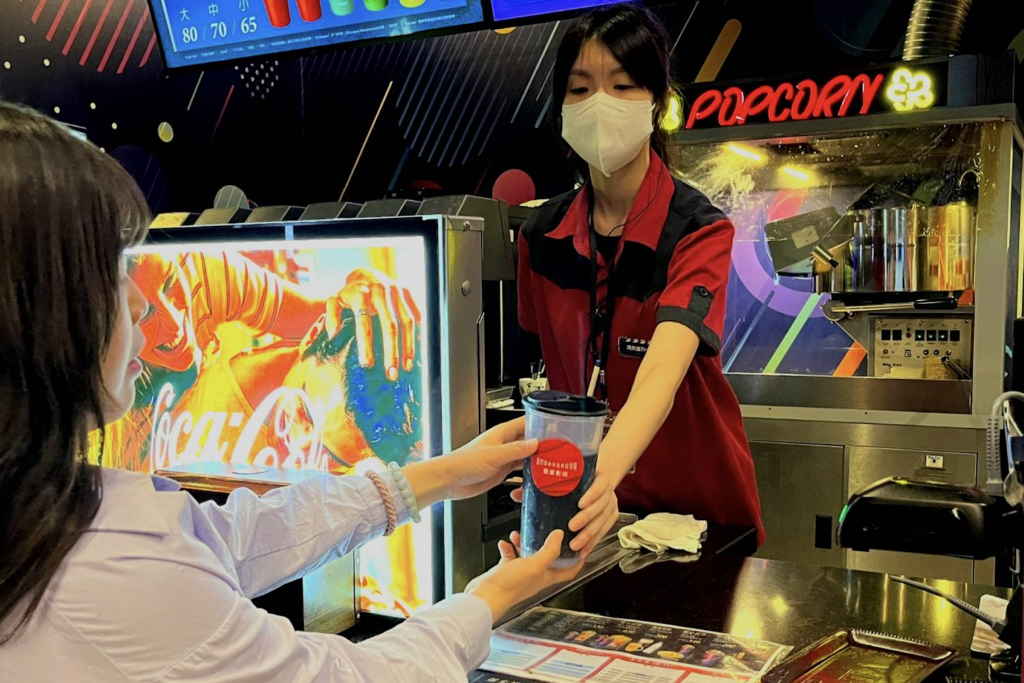 新北「杯」你省錢     循環杯結合影城、職棒，折扣、好禮獎不完