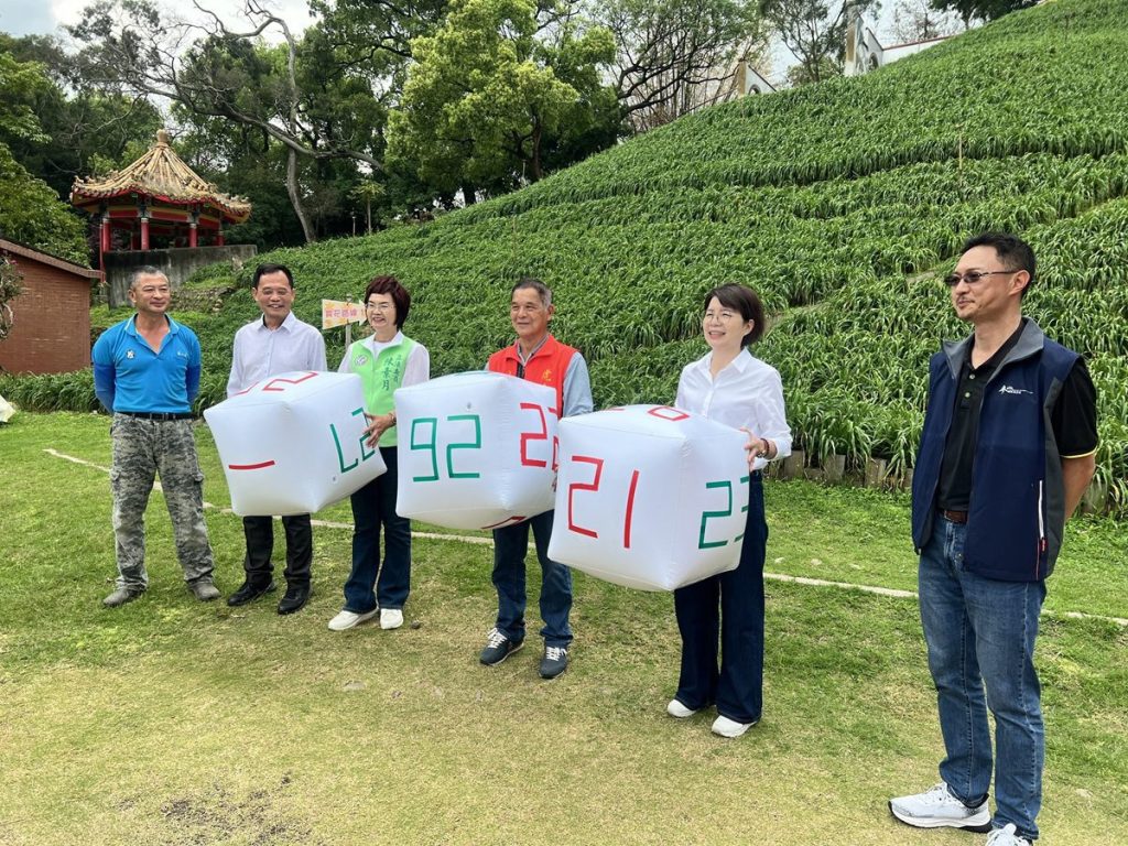 彰化虎山巖金針花爆紅　猜第一朵金針花何時開 請大家把握時間來賞花