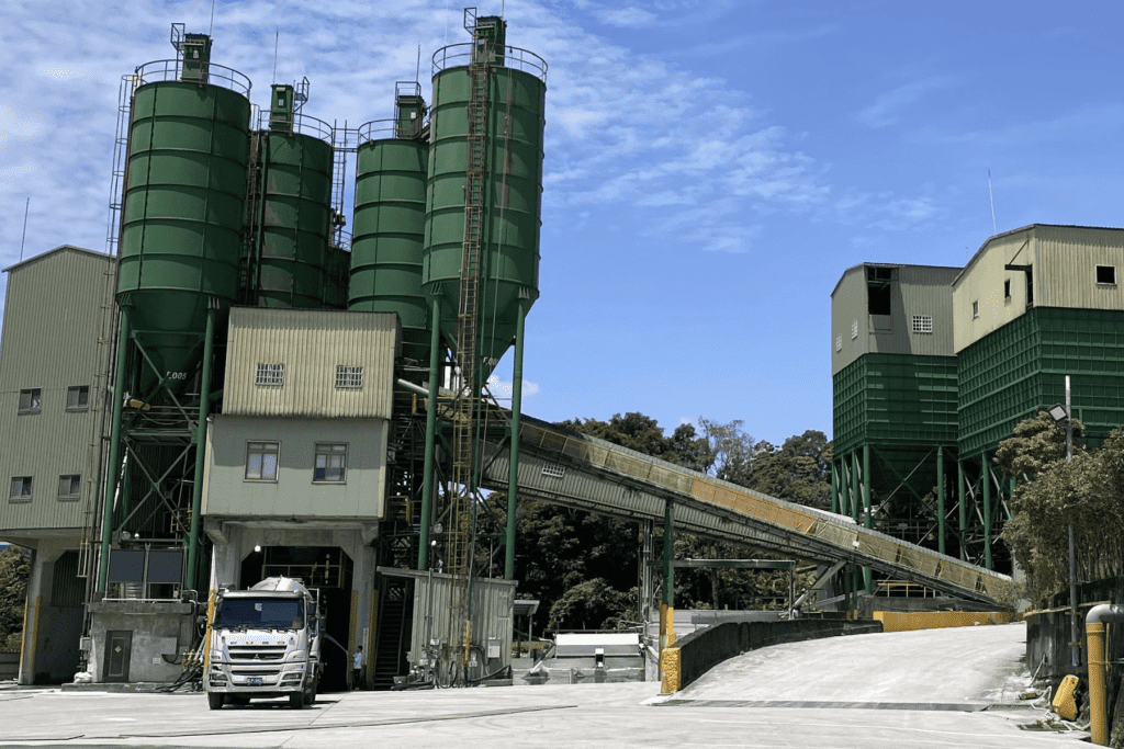 新北嚴查預拌混凝土廠     專案勞檢20家     開罰7家停工8家業者