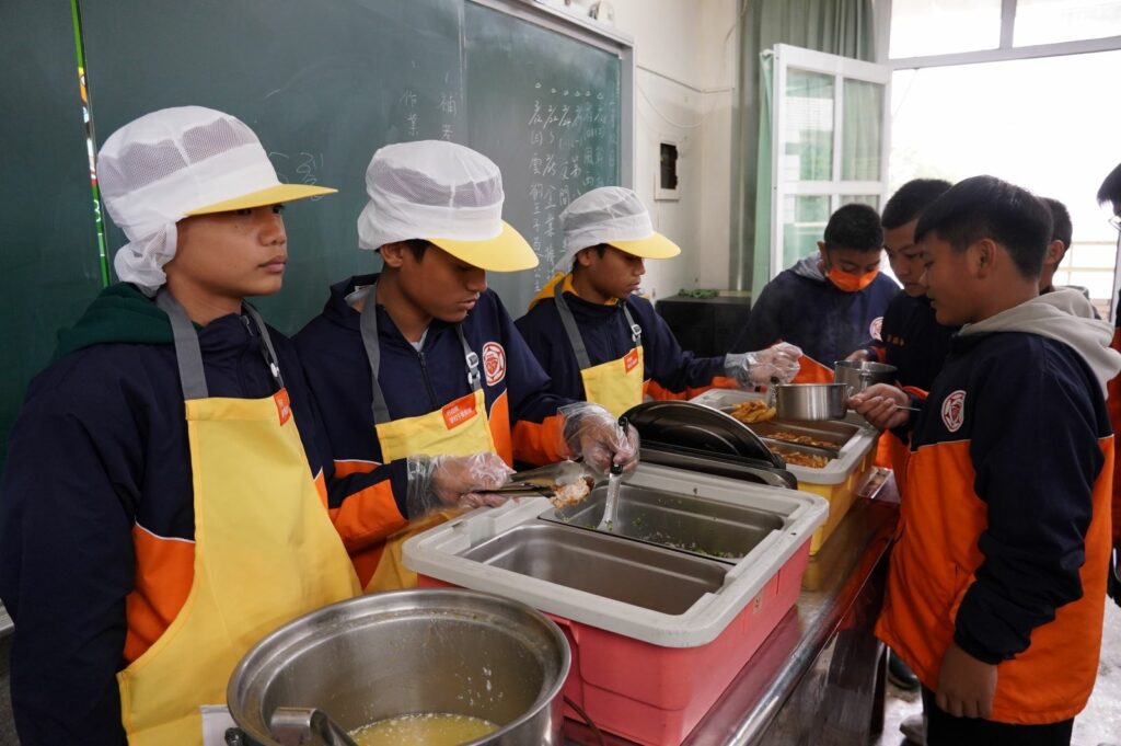 屏東縣友善校園週宣導    瑪家國中奪創意營養午餐冠軍
