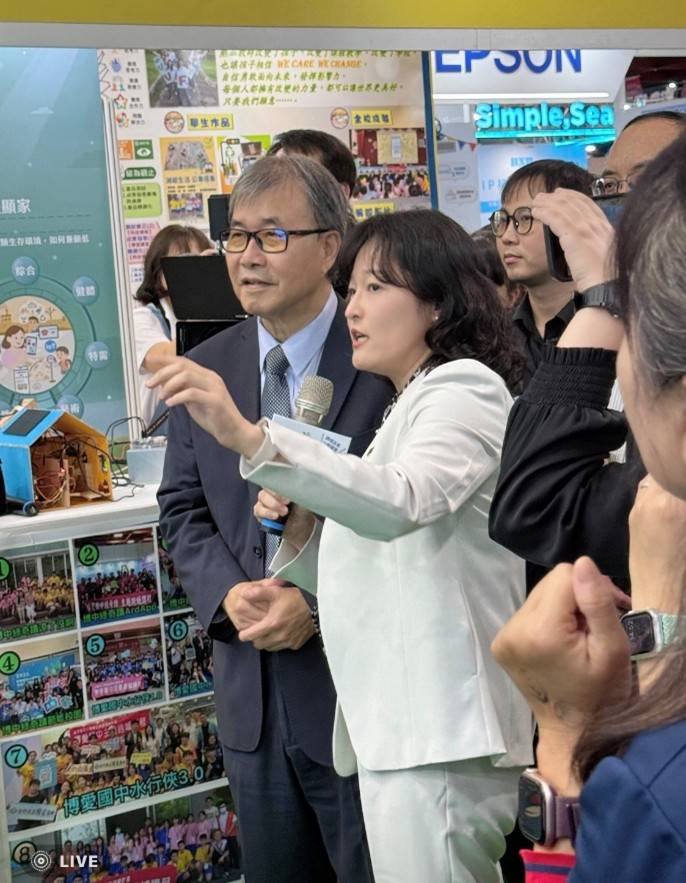 教育部「中小學數位學習深耕計畫」展現AI × 永續跨域學習成果　八年培育逾兩萬名AI永續人才與十多位師鐸獎教師