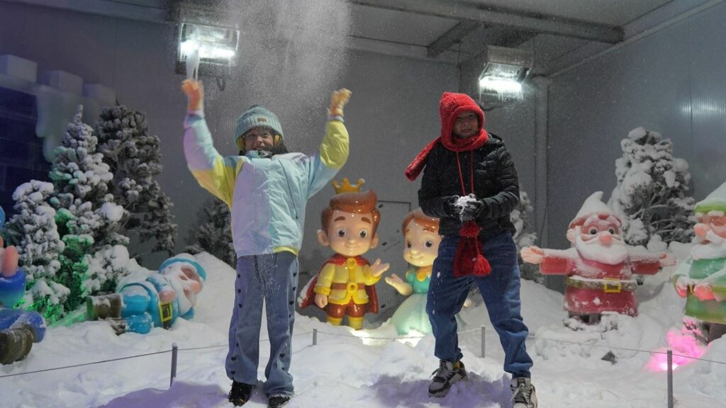 屏東夏日狂歡祭打造夢幻超級遊樂園    會下雪的冰宮城堡、超萌水果動物、全新遊具