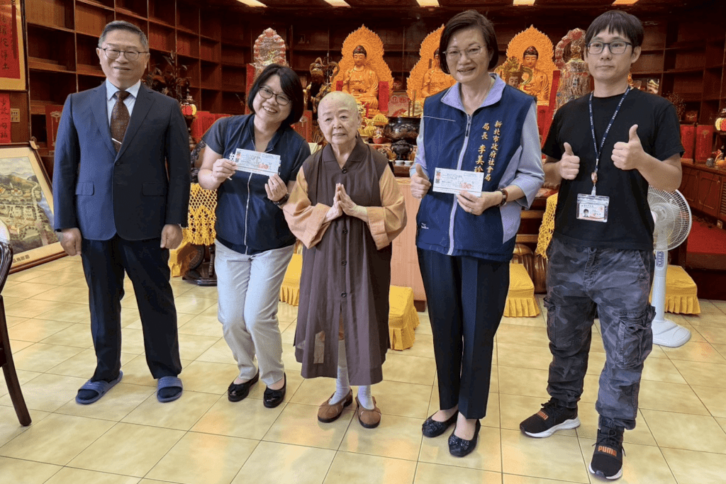 不只弘法     更是濟世     佛國悟宗淨土彌陀禪寺捐助善款     助新北急難弱勢度過難關