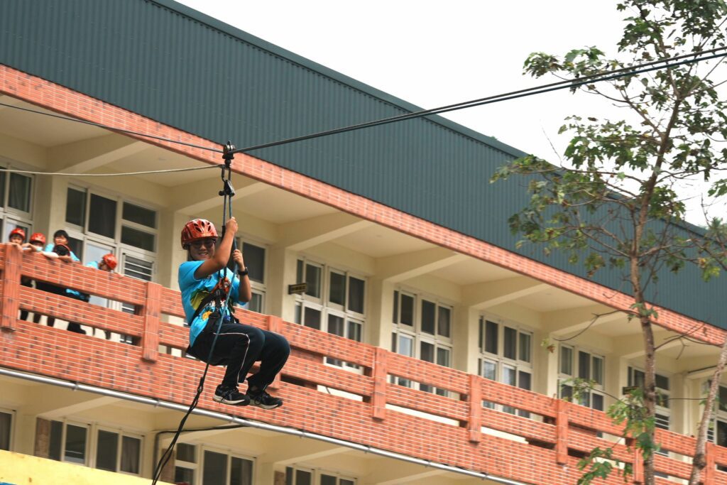 大武山山林教育服務中心防災體驗營　屏東15所學校培養山野技能