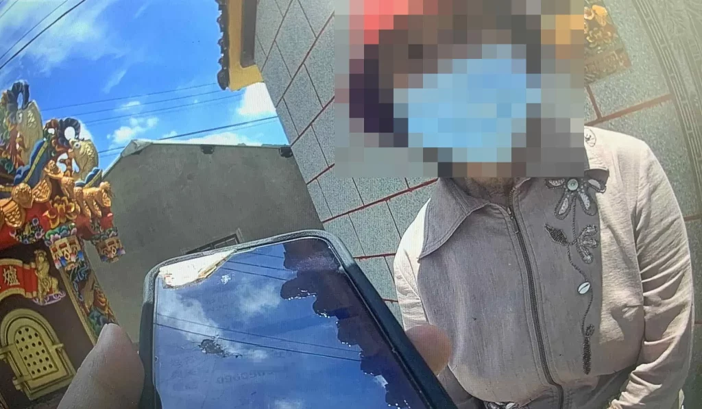 7旬失智婦走失 太保警暖心助返家