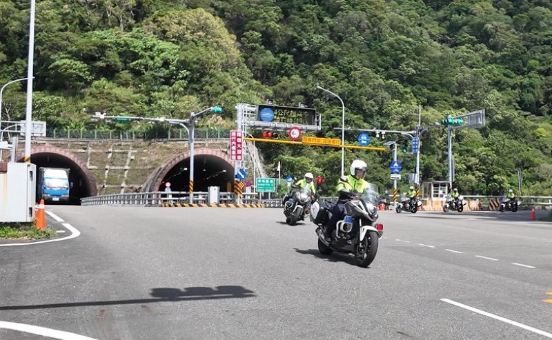 屏東交警重機警力強化實境演練　創意行銷展現專業與熱忱