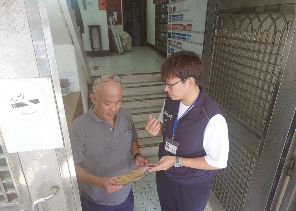 寺廟集中普度新紙錢三燒　淨零減碳做環保