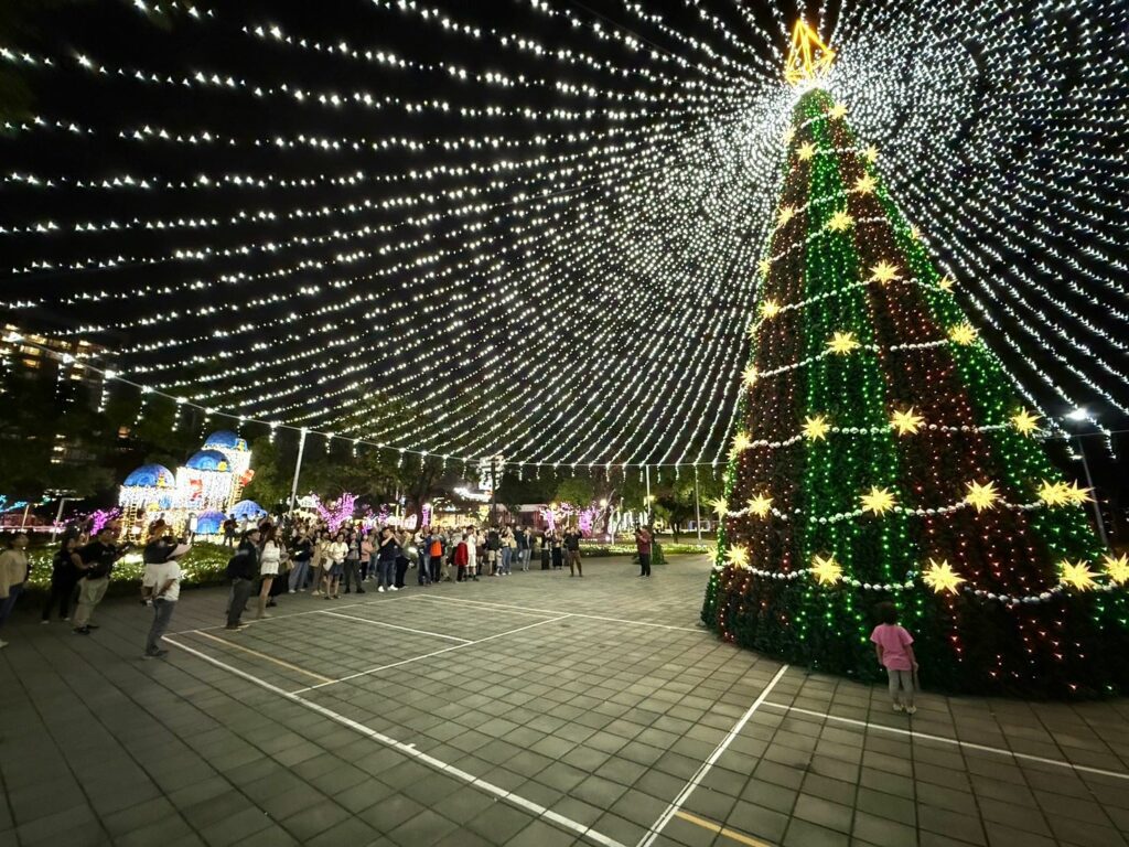 2025屏東聖誕節燈飾搶先看　聖誕村11月28日閃耀登場