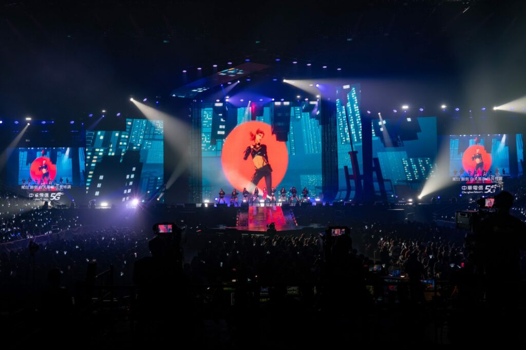 第 20 屆 KKBOX 風雲榜高雄巨蛋綻放 20 組海內外潮流歌手火力開唱