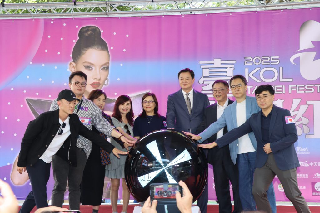 2025臺北網紅嘉年華 網紅 商圈炸裂香堤大道