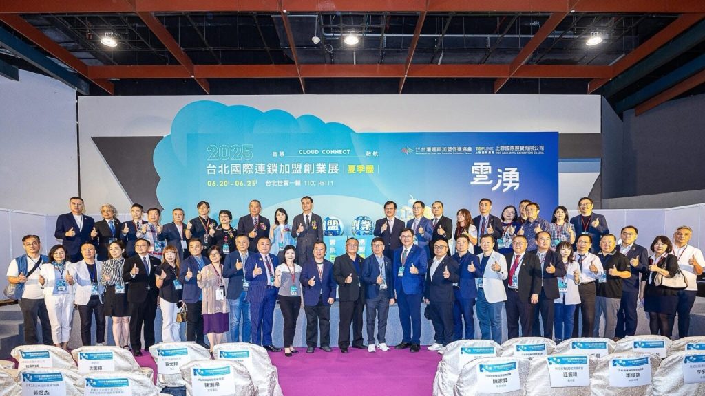 AI創業新紀元-黃韻庭領航創意新浪潮　引爆永續加盟未來力