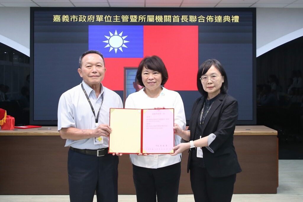 嘉市府一級主管人事布達　黃敏惠期許團隊歷練成長共創市政