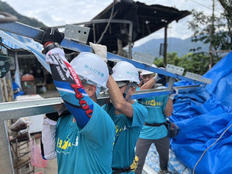 風災造成南投山區弱勢生存危機  衡山志工挺進災區修繕送物資