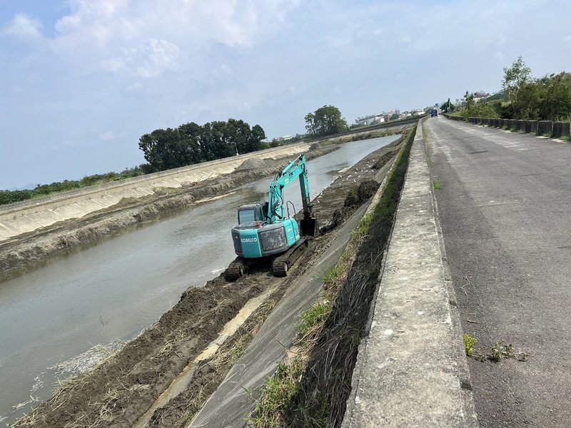 典寶溪加強清淤 確保流域排水安全