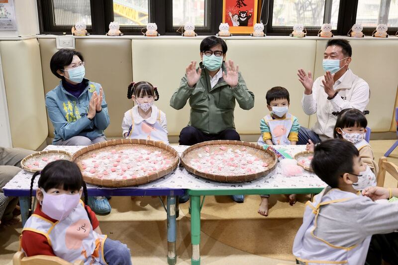 高雄市早療補助升級，助「慢飛天使」展翅高飛