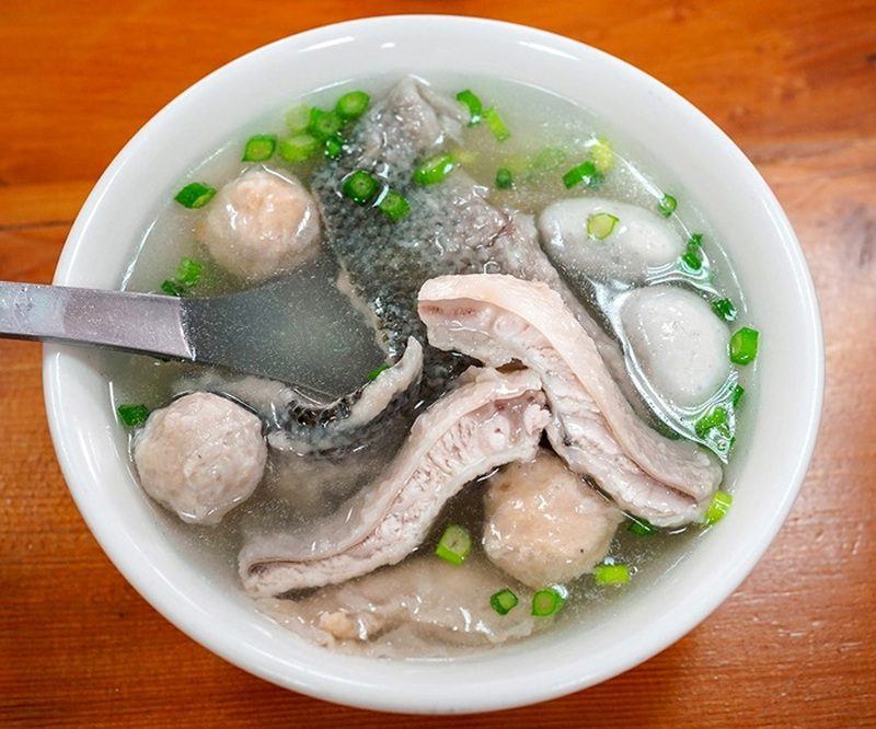 台南《米其林指南》四月再增2家 經典小吃虱目魚丸、羊肉湯令人食指大動