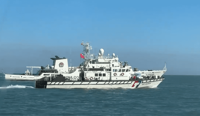 中國海警「暗船」再擾金門！海巡署即刻併航監控、強勢驅離
