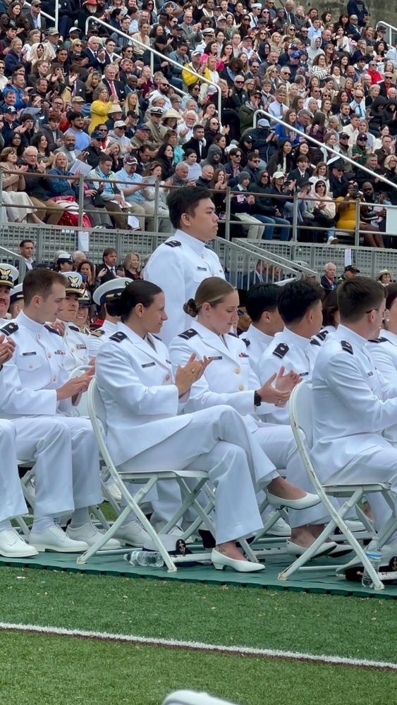 海巡新世代接班人！首位赴美受訓軍官返國 任官海巡署展抱負