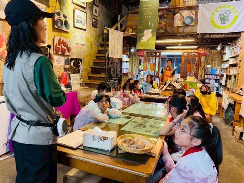 從ㄤ咕麵到泡茶體驗   竹縣學子文化體驗玩出學習新視野