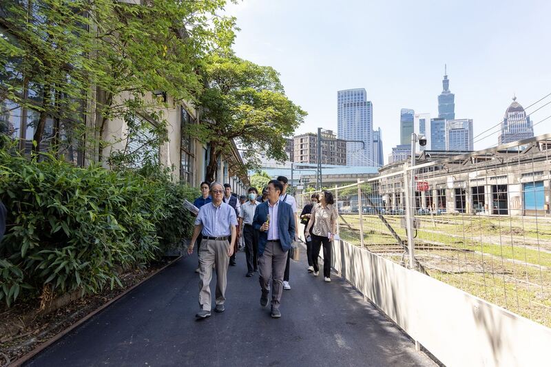 曾被撕毀的手稿變展品！文化部長李遠見證歷史轉折
