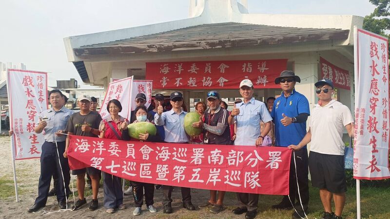 行腳500公里推海域安全！管碧玲親赴旗津力挺民間行動
