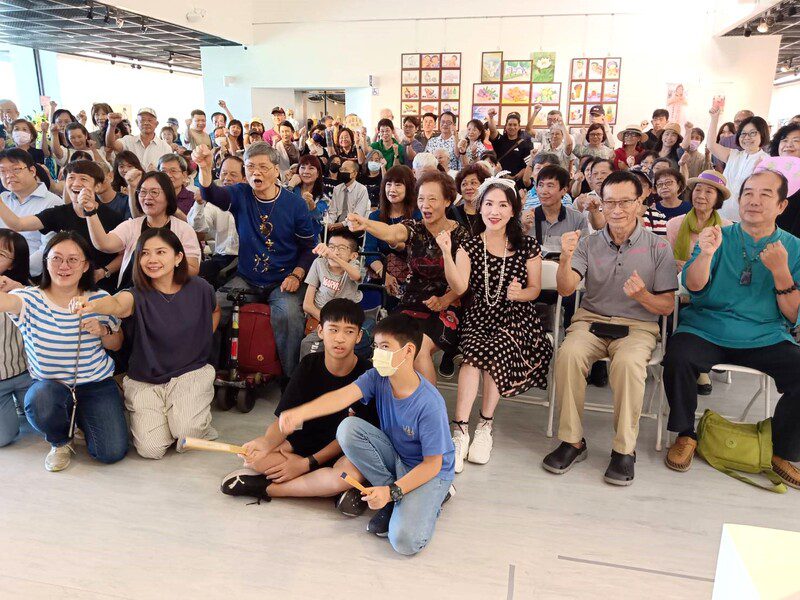 化癌為愛 生命昇華　三人抗癌藝術聯展高雄登場
