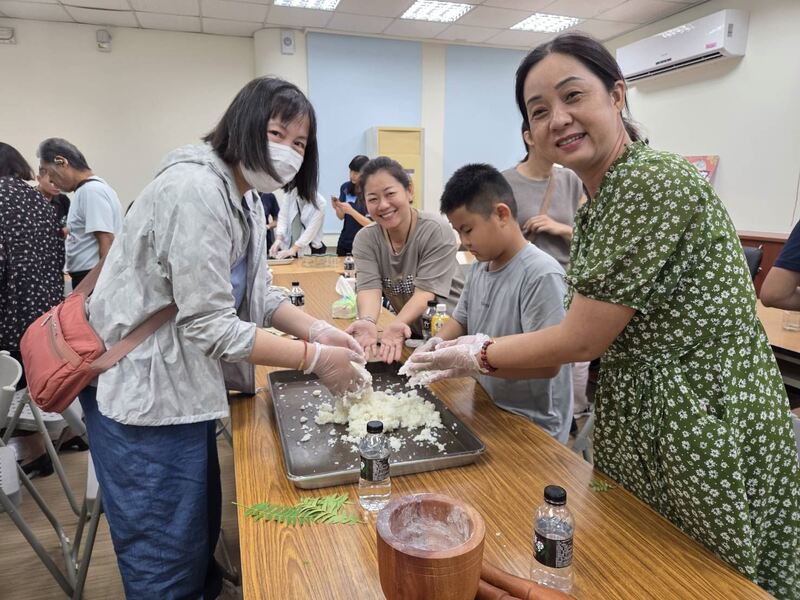 港灣新聞網 / 美濃戶政攜手移民署與毒品防制局　舉辦新住民法律講座與文化體驗